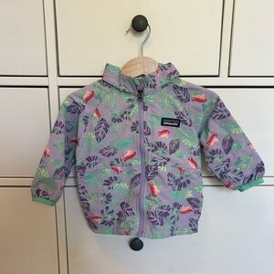 Infant Patagonia windbreaker jacket size 3-6 months